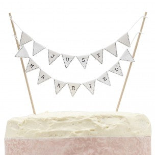 Just Married White - Ginger Ray Bunting Toppe