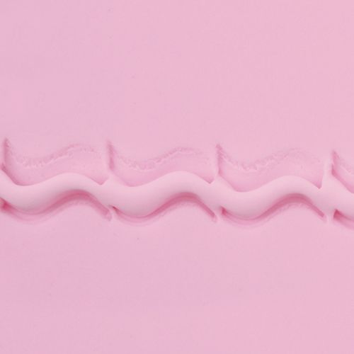 Pme wavy line crimper plain edge