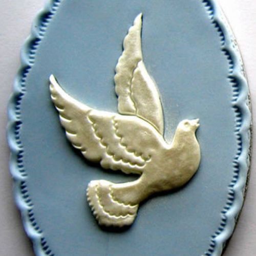 Patchwork cutter dove