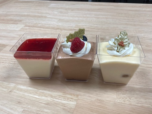 Pannacotta potjes met rode vruchten coulis - 3 stuks